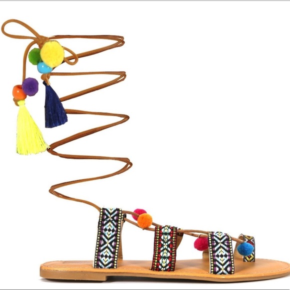 New Pom Pom Sandals by Catherine Malandrino - Picture 4 of 7